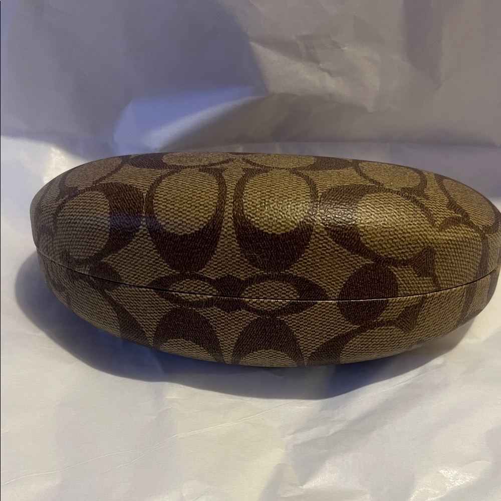 Coach signature Pattern hardshell clam eyeglass/sunglasses Case